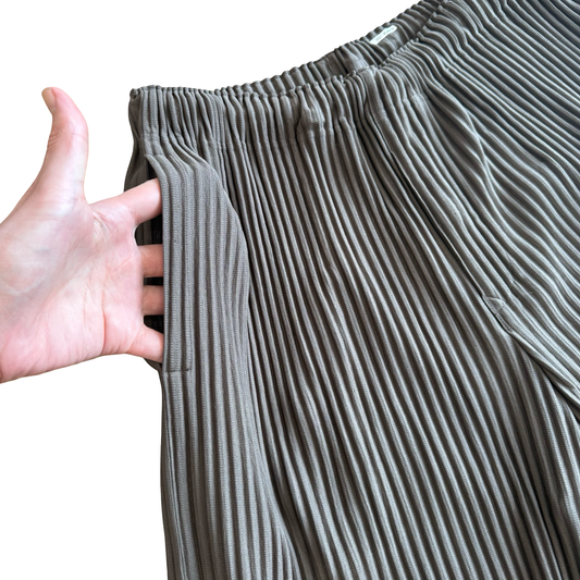 Issey Miyake Homme Brown Plisse Shorts SZ 3